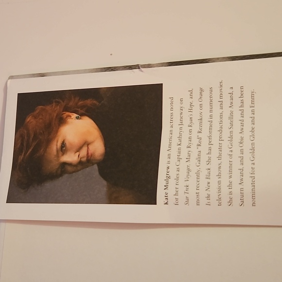 Kate Mulgrew Born with Teeth A memoir 2015 Home Accents Cofffe Table Books - Picture 3 of 13
